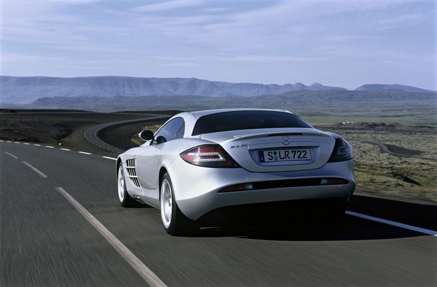  Mercedes-Benz SLR McLaren 2003 года  (фото 158 из 319)